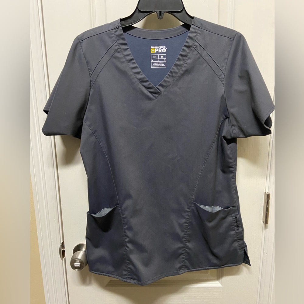 Women’s Top Scrub